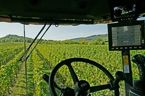 Kombajn za berbu grožđa ERO