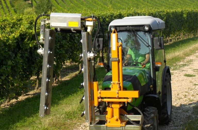 Mašina za zelenu rezidbu BINGER LSA 320